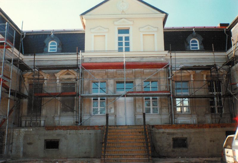 fassade_schloss_neuhof_mai1994_4